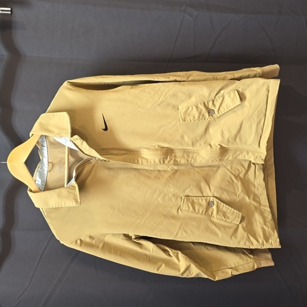 NIKE | Men's Standard Fit Breathable | Bomber Style‎ Jacket | Size Medium​
